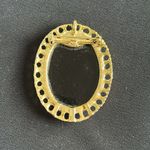 Vintage EUC goldtone acrylic brooch or pendant w/ flowers & scalloped setting Black Photo 1