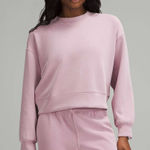Lululemon  perfectly oversized softstreme crew rose blush sweatshirt size 6 Photo 0