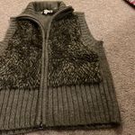 CAbi  small fuzzy vest Photo 3