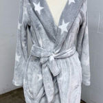 UGG  Miranda grey and white star printed hooded plush robe Photo 0