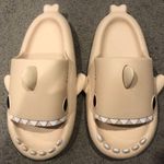 Shark Slides Tan Photo 0