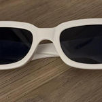 White cat eye sunglasses Photo 0