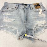 Aeropostale Highs Rise Women's Ripped Light Blue Jean Shorts 2.5" Size 4 Photo 7