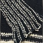 Elan  sweater Photo 1