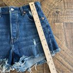 Levi's Levi’s Dark Wash Denim Cut Off Ribcage High Rise Shorts Button Fly Size 26 Photo 6
