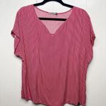 Hot Kiss Women's Pin Striped Red V-Neck Short Sleeve Top Size XL Lightweight Photo 0