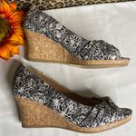 dexflex comfort Black/White Floral Open Toe Wedge Photo 1