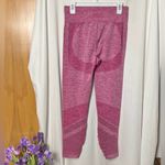 PINK - Victoria's Secret PINK Heathered Pink Seamless 7/8 Leggings with Mesh Cutouts Size Large Photo 4