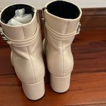 Unisa UNVERA2 cream chain bootie size 9 Photo 5