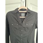 EXPRESS Womens The Essential Button Up Shirt Long Roll Tab Sleeve Black Size XS Photo 3