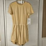 Lululemon NWT  Womens Prosecco Lightweight High Neck Romper 6‎ Photo 2