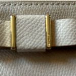Coach Darcy Bow Cream Cross Grain Leather Small Wristlet Top Zipper Photo 2