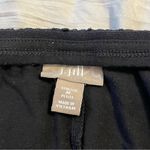 J. Jill Woman’s Black Neutral Stretch Skirt Size Medium Petite Photo 1