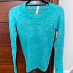 Lululemon Swiftly Long Sleeve Photo 0