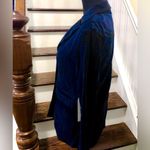 Parker Smith  Women’s Sleek Navy Blue Versatile Velvet Blazer with Pockets Sz SM Photo 1