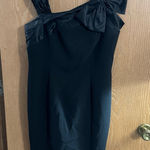Carmen Marc Valvo  Collection Black Asymmetric Neck Bow Cocktail Party Dress Sz 8 Photo 0