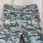 We The Free  Camo Pants sz 31 Photo 7