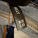 Driftwood Kelly Floral Embroidered Mid Rise Bootcut Jean 25 Women’s Blue Photo 5