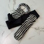 Women’s belt black white tiger striped vinyl elastic stretch OSFM Black Photo 0