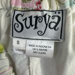 Vintage Surya floral and crocheted pull on crop pants size small Pink Photo 1