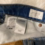 Lucky Brand  Relaxed Taper Mom Jeans size 6/28 Photo 4