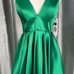 Jovani NWT Sz.0 Satin Emerald Green Fit & Flare Cocktail Party Formal Dress Photo 0