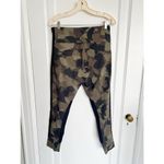 Athleta  • Essex Camo Hybrid Tight legging pant green black hiking outdoor active Photo 10