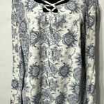 Style & Co. Blue and White‎ Floral Print Long Sleeved Shirt Size L White Size L Photo 0