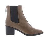 Journee Collection  Nigella Chelsea style ankle boots Size 8.5    B84 Photo 1