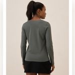 Pact Olive Green Cool Stretch Fitted Long Sleeve T shirt size small Photo 2