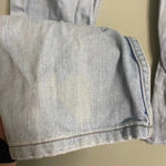 American Eagle  Jeans Women's Size 6 Regular Light Wash Distressed Crop Denim Photo 5