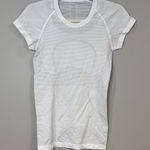 Lululemon  swiftly tech short sleeve crew top in white breathable fabric Photo 0