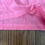 Lululemon  Swiftly Tech Short Sleeve Crew Heathered Electric‎ Coral size 8 Photo 7