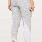 Lululemon High Rise Wunder Under Crop II Scallop in Grey/White Size 4/6 Photo 0