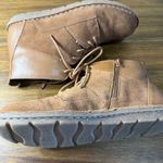 Clarks  Women Brown Suede Leather Lace Up Zip Ankle Boots Size 9.5 Photo 3