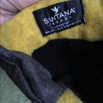 SALE❣️❣️Women's winter boots NEW❣️ Yellow Size 10 Photo 3