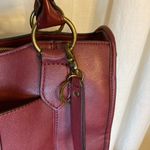 FRYE & Co VINTG BURGANDY Leather Handbag Photo 5