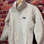 Patagonia Women's Lightweight Better Sweater® Marsupial Pullover Photo 1