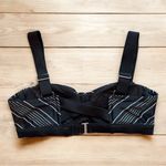 Athleta 🖤 Bra-Sized Chevron Bikini Top – 34B/C 🖤 Photo 3