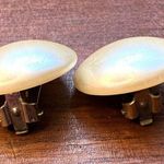 Vintage Womens Costume Jewelry Ivory Faux Pearl Clip On Earrings White Photo 4