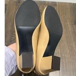 Trotters Women's Candela Dress Pump Nude Beige Patent Leather Photo 1