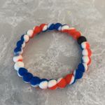 Lokai USA  Photo 1
