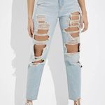 American Eagle Mom Jeans High Waisted High Rise Ripped Light Wash 6 Blue Photo 0
