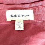 Cloth & Stone  red tiered  button down shirt Photo 10