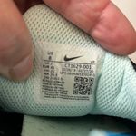 Nike Adults' Zoom Pulse Shoes Size 8 Doctor Nurse Paramedic. Men’s 8 Women 9.5 D Photo 4