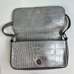 Guess Vtg Y2K Mini Bag Silver Croc Embossed Chain Accent Purse Handbag Retro Photo 7