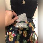 Vera Bradley -  Lighten Up Mini Hipster Crossbody Bag Toucan Paty. Photo 5