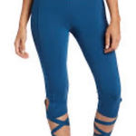 Free People  Movement Turn Out Cropped Leggings size XS Photo 0