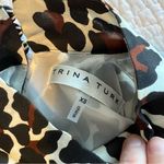 Trina Turk ✨  Women’s Cheetah High Neck Long Sleeve Silk Top XS Photo 8