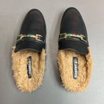 Madden Girl Brinly Womens Loafers Mules Size 8.5 Faux Leather Faux Fur Slip On Photo 4